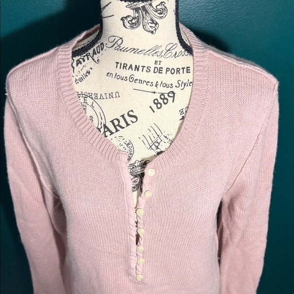 Eddie Bauer Blush Button Down Knit Top - Picture 4 of 9